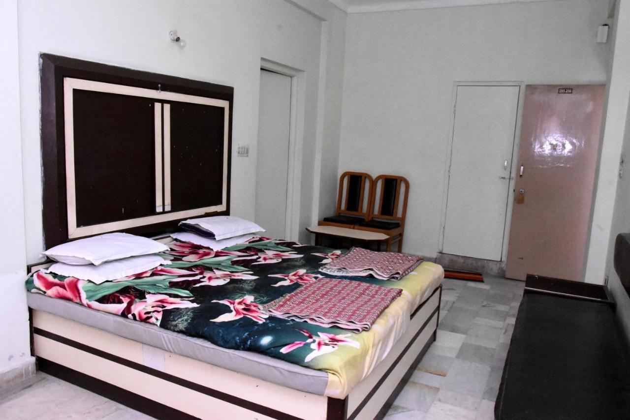 Vandana Hotel Nāthdwāra エクステリア 写真